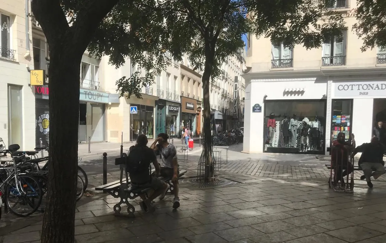 Chez Emma Ou Jules - Quartier Montorgueil *