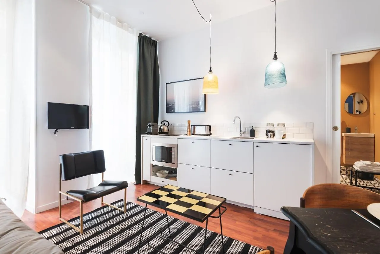 Chez Emma Ou Jules - Quartier Montorgueil * Париж